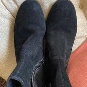 Steve Madden Suede Booties Size 8